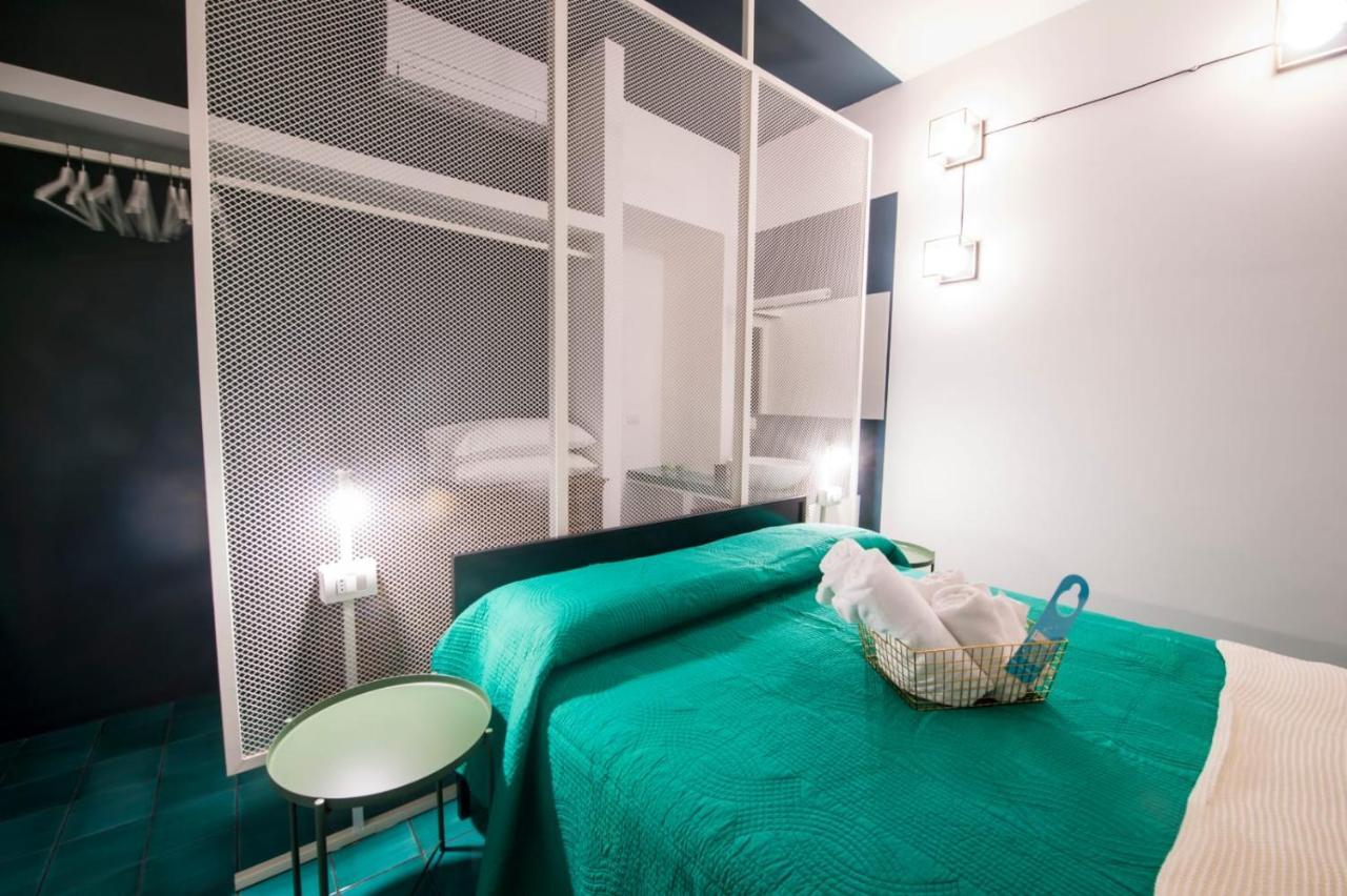 סלרנו Ninina Boutique Suites מראה חיצוני תמונה