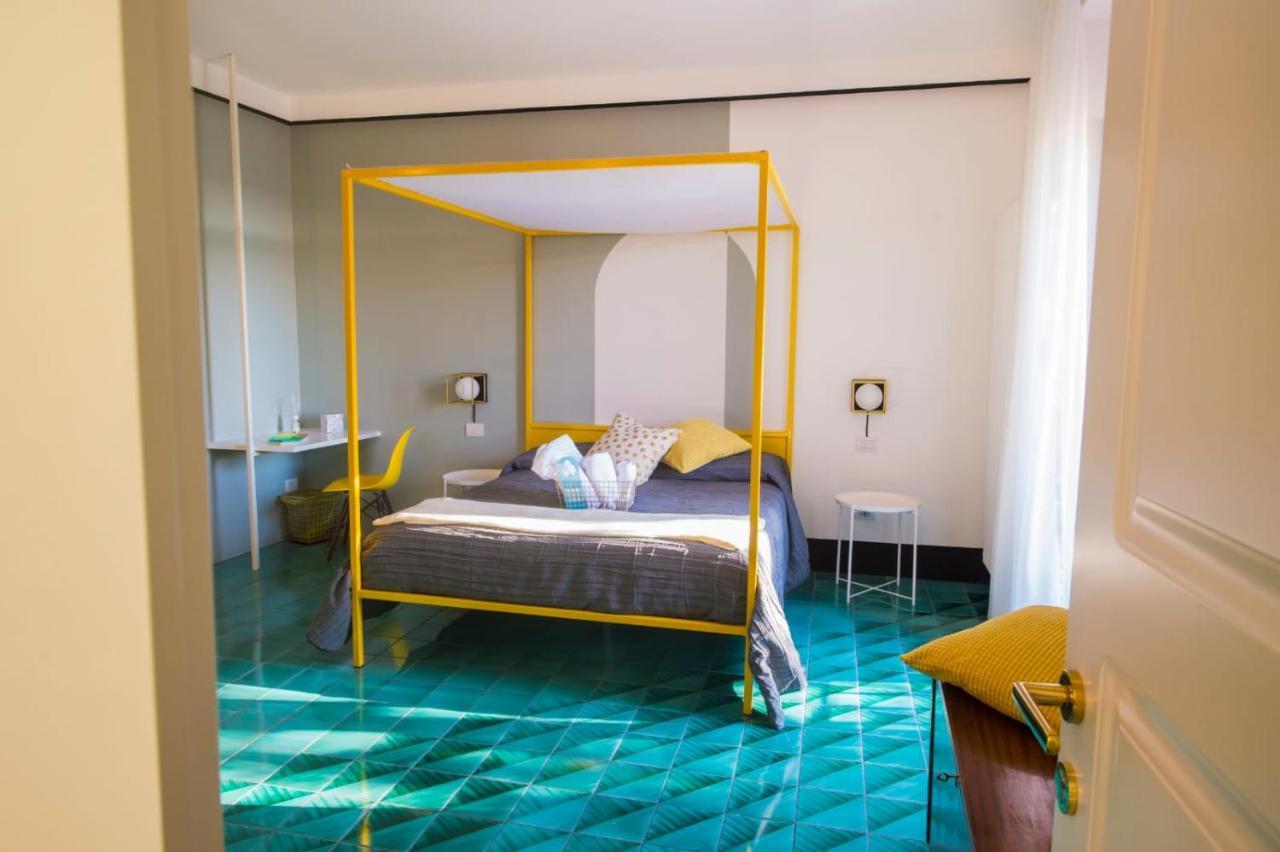 סלרנו Ninina Boutique Suites מראה חיצוני תמונה