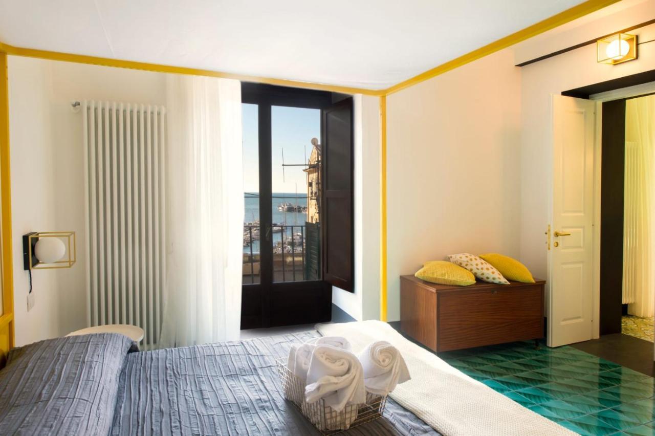 סלרנו Ninina Boutique Suites מראה חיצוני תמונה